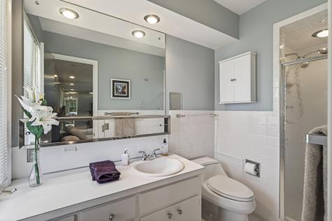 8018 Westwood Hills Drive Saint Louis Park MN 55426