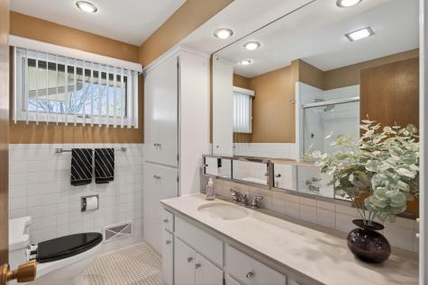 8018 Westwood Hills Drive Saint Louis Park MN 55426