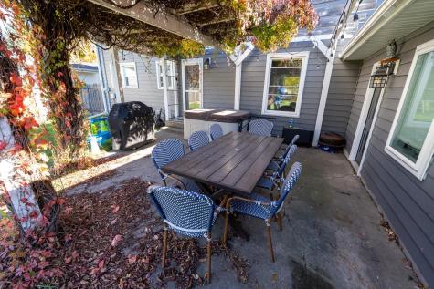 2825 11th Street S Fargo ND 58103