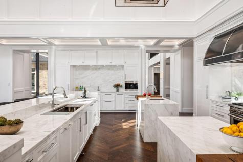 2770 Gale Road Wayzata MN 55391