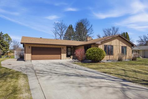 1631 American Way S Fargo ND 58103