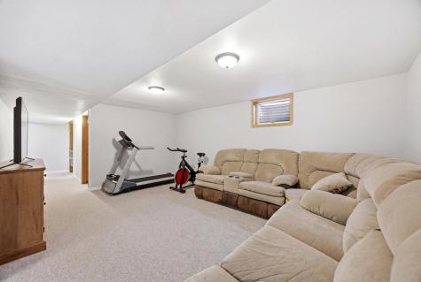 1631 American Way S Fargo ND 58103