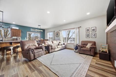 13276 Donnie Jay Lane Detroit Lakes MN 56501