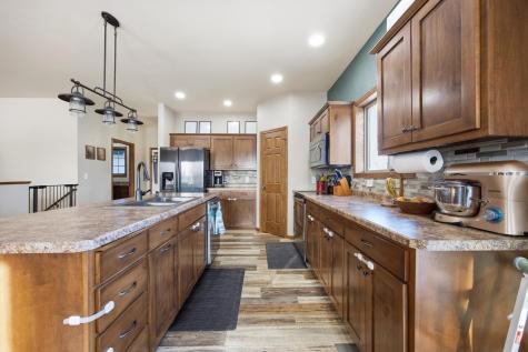 13276 Donnie Jay Lane Detroit Lakes MN 56501