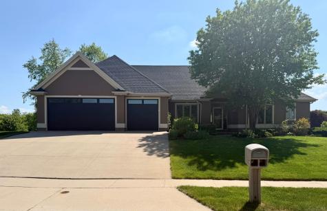 1900 Scenic Point Lane SW Rochester MN 55902