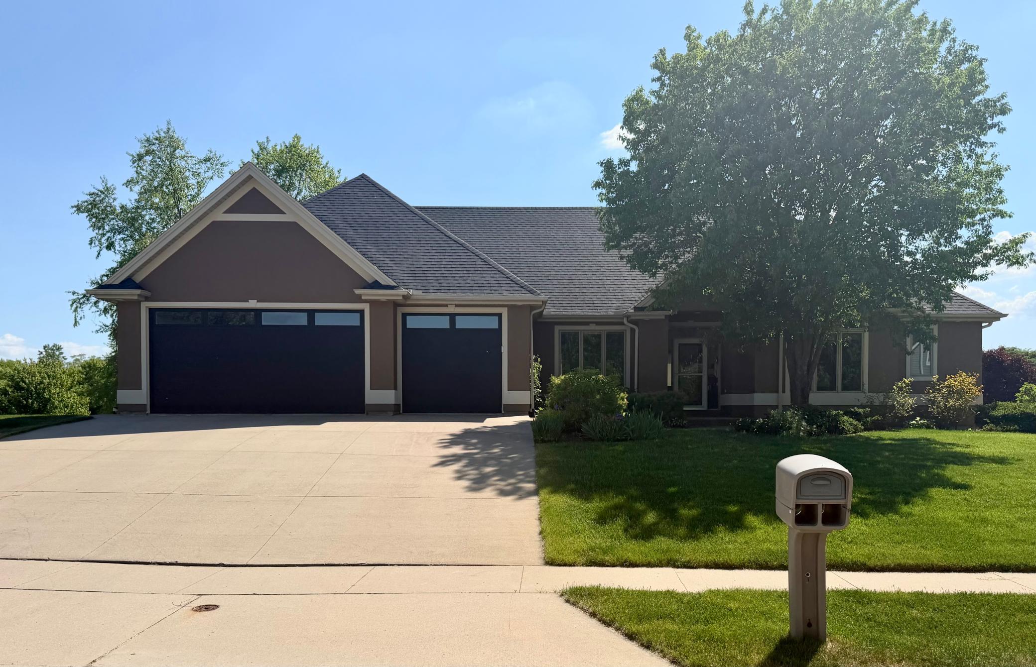 1900 Scenic Point Lane SW Rochester MN 55902