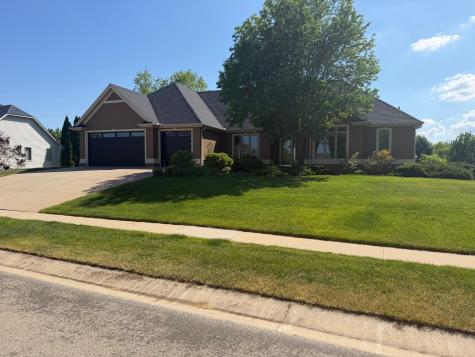 1900 Scenic Point Lane SW Rochester MN 55902