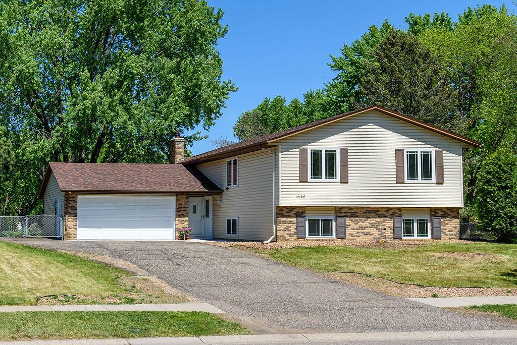 15769 Hayes Trail Apple Valley MN 55124