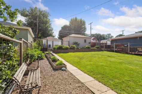 2547 Lincoln Street NE Minneapolis MN 55418