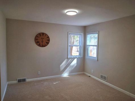 812 Mcknight Road N Maplewood MN 55119