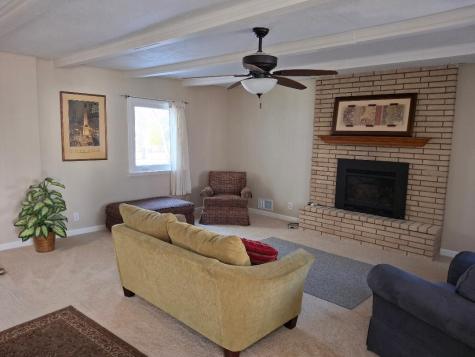 812 Mcknight Road N Maplewood MN 55119