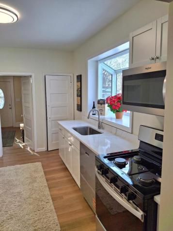 812 Mcknight Road N Maplewood MN 55119