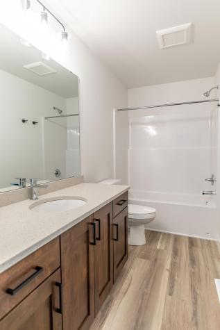 6867 Sun Valley Boulevard Horace ND 58047