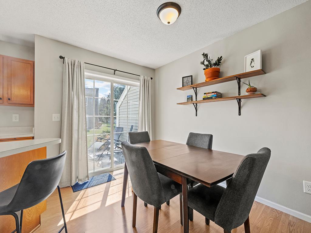 15027 Dunwood Trail Apple Valley MN 55124