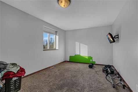2818 337th Lane NW Cambridge MN 55008