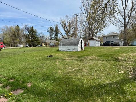 432 7th Avenue NE Valley City ND 58072
