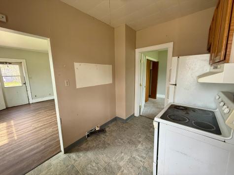 432 7th Avenue NE Valley City ND 58072