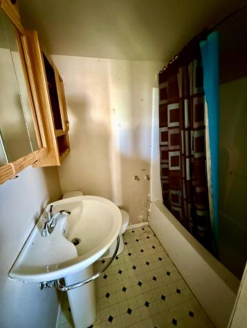 432 7th Avenue NE Valley City ND 58072