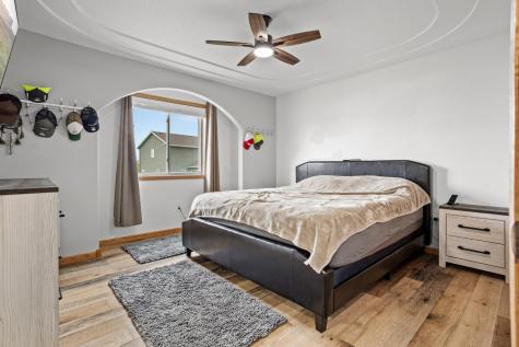 4809 43rd Street S Fargo ND 58104