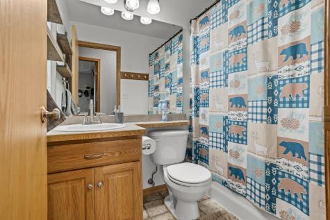 4809 43rd Street S Fargo ND 58104