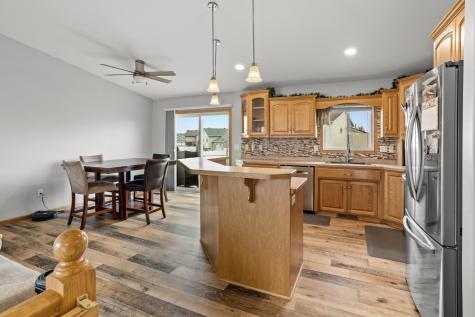 4809 43rd Street S Fargo ND 58104