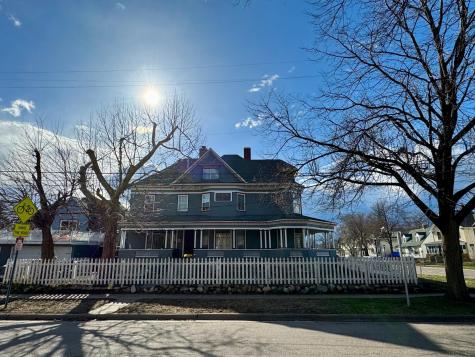 1464 Minnehaha Ave W Saint Paul MN 55104