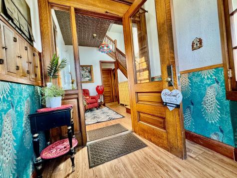 1464 Minnehaha Ave W Saint Paul MN 55104