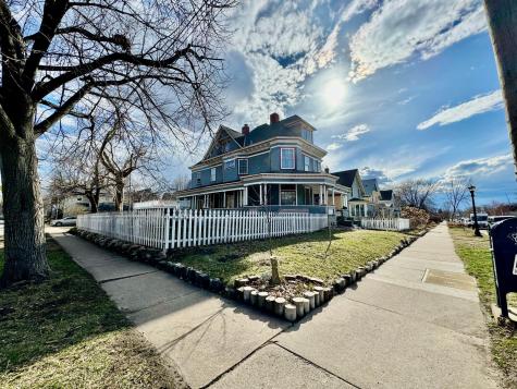 1464 Minnehaha Ave W Saint Paul MN 55104