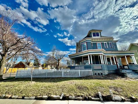 1464 Minnehaha Ave W Saint Paul MN 55104