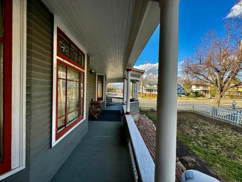 1464 Minnehaha Ave W Saint Paul MN 55104