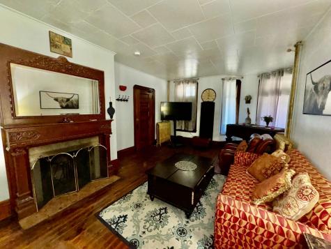 1464 Minnehaha Ave W Saint Paul MN 55104