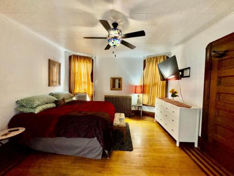 1464 Minnehaha Ave W Saint Paul MN 55104