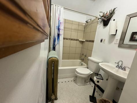 1464 Minnehaha Ave W Saint Paul MN 55104