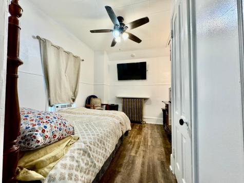 1464 Minnehaha Ave W Saint Paul MN 55104