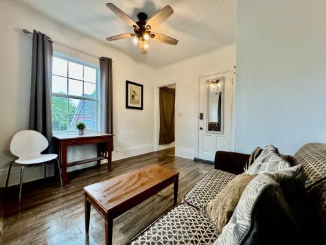 1464 Minnehaha Ave W Saint Paul MN 55104