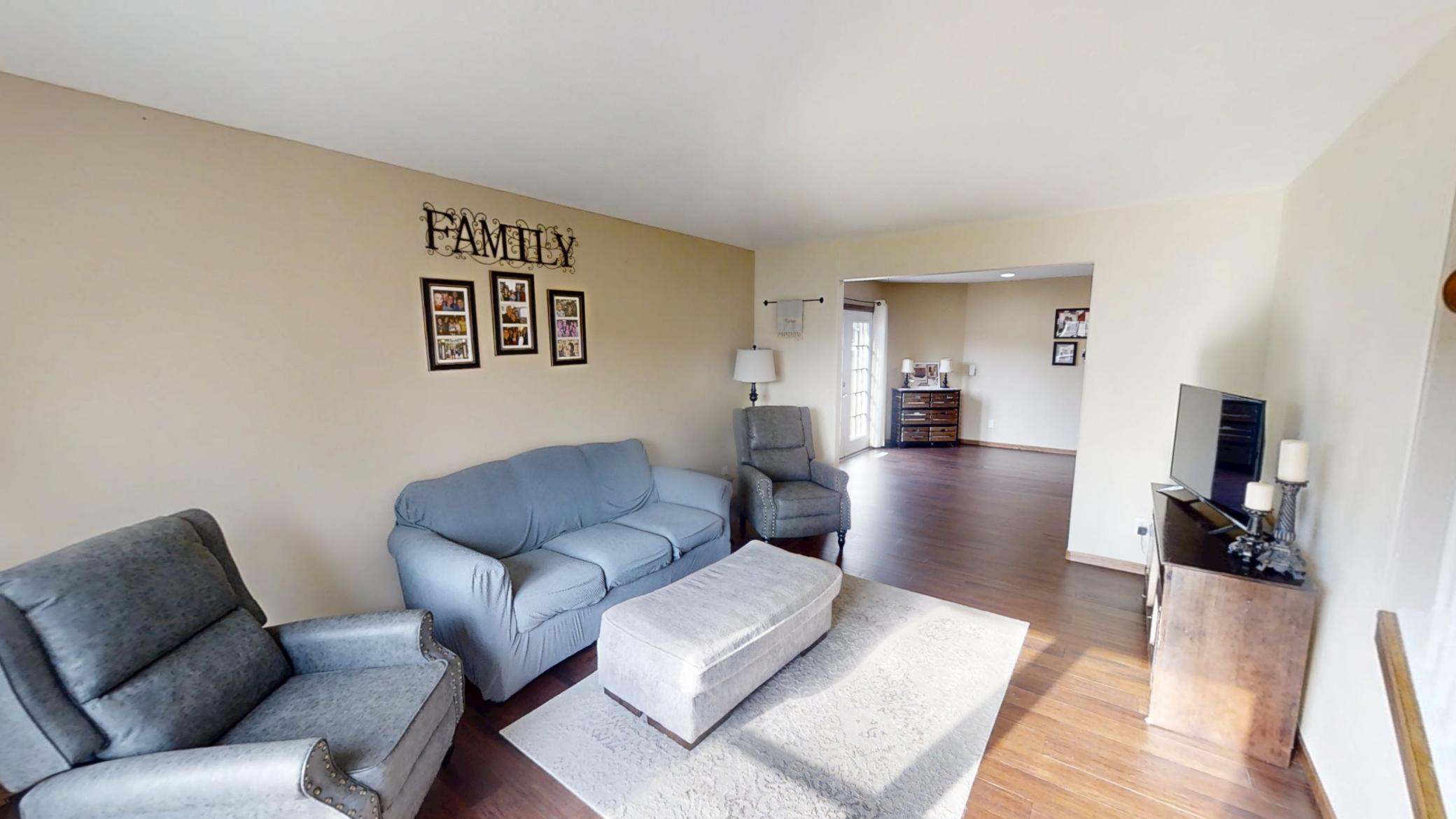 119 Hall Lane Alden MN 56009