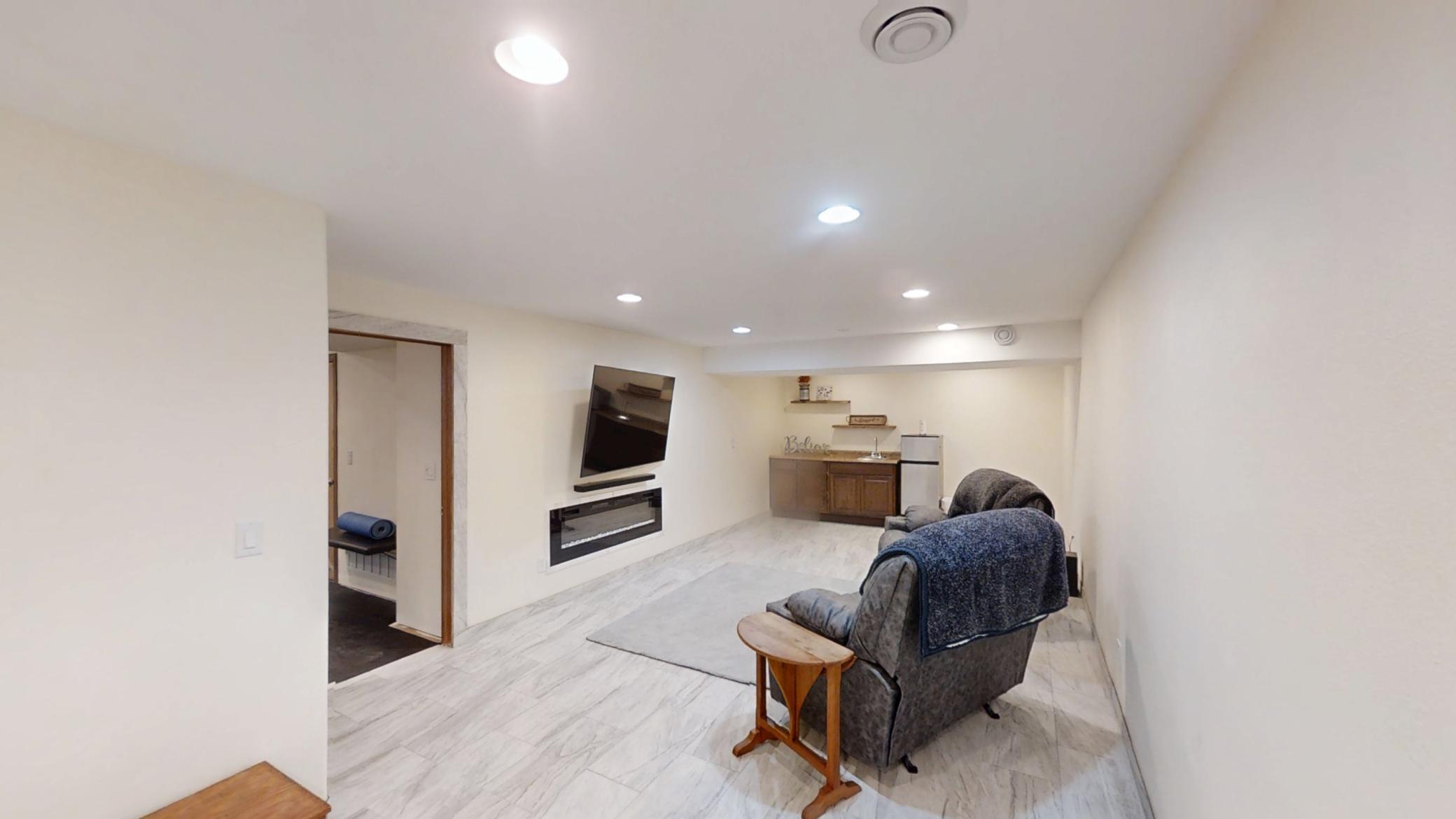 119 Hall Lane Alden MN 56009