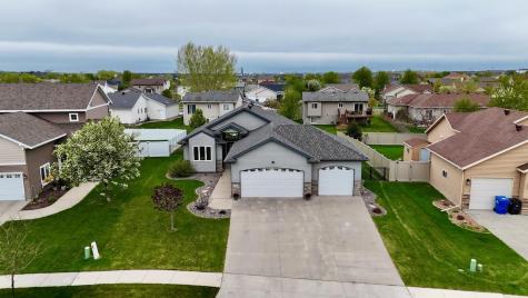 4742 44th Street S Fargo ND 58104