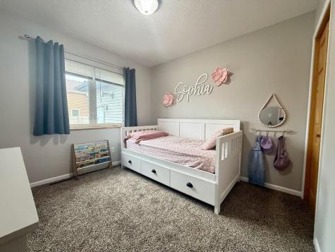 4742 44th Street S Fargo ND 58104