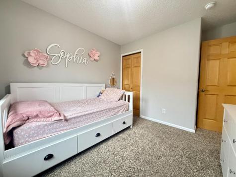 4742 44th Street S Fargo ND 58104