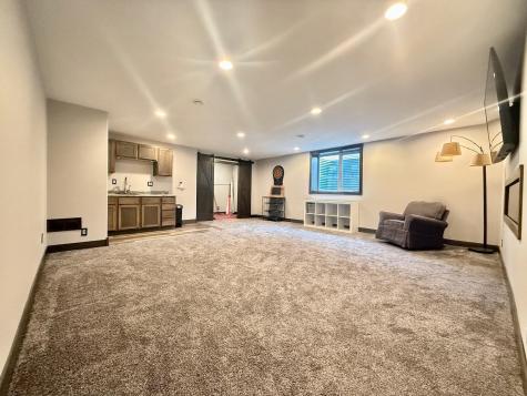 4742 44th Street S Fargo ND 58104