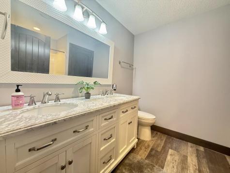 4742 44th Street S Fargo ND 58104