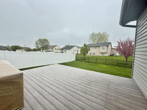 4742 44th Street S Fargo ND 58104