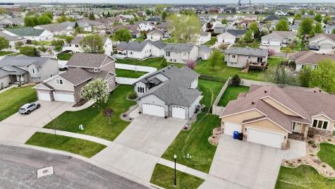 4742 44th Street S Fargo ND 58104