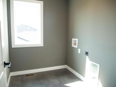 3606 Decorah Way S Fargo ND 58104