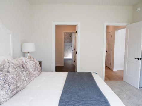 3606 Decorah Way S Fargo ND 58104
