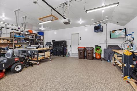 1372 Pleasant Lake Drive Woodbury MN 55129