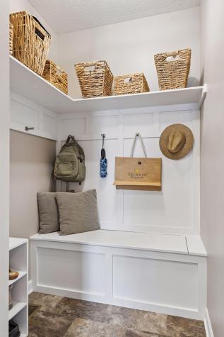 1372 Pleasant Lake Drive Woodbury MN 55129
