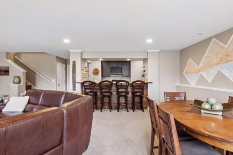 1372 Pleasant Lake Drive Woodbury MN 55129