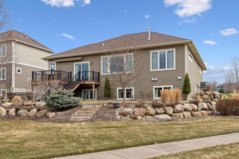 1372 Pleasant Lake Drive Woodbury MN 55129